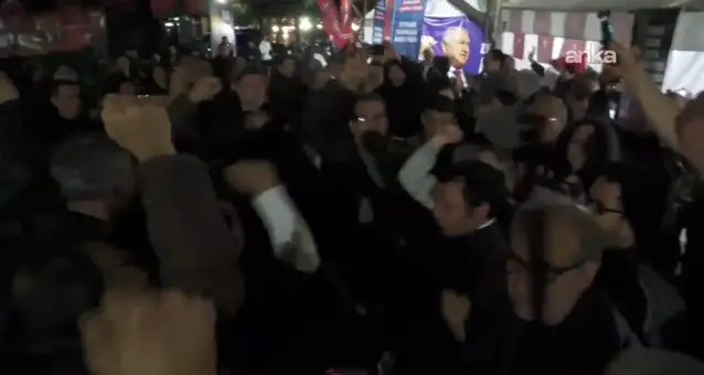 Zeydan Karalar'ın tahliyesi Adana'da coşkuyla karşılandı