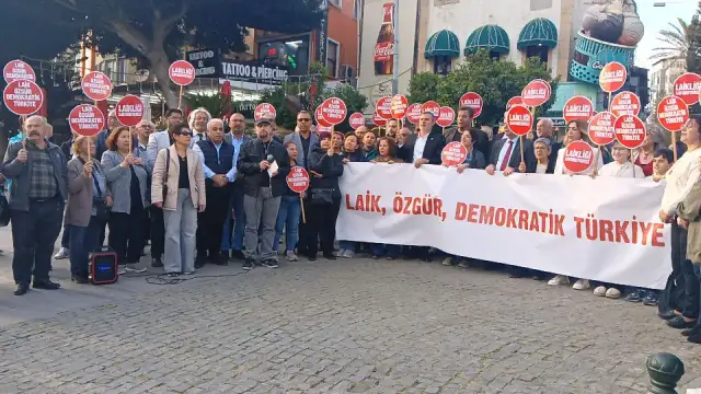 Antalya’da “Laiklik” için ortak açıklama: Baskılar laiklik mücadelesini susturamaz!