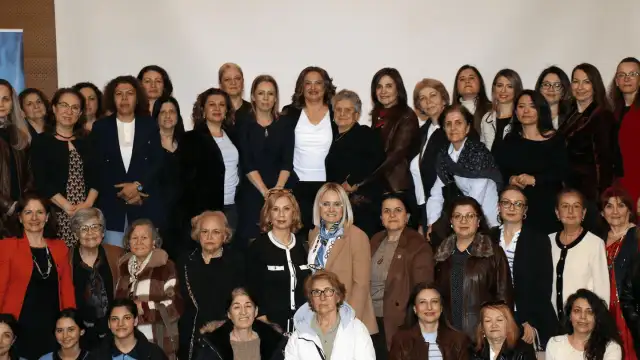 MTSO'da kadın girişimcilere ilham: Ses hızını aşan ilk Türk kadın pilot Hürriyet Munanoğlu konuştu