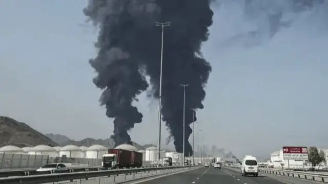 İran ve BAE'de petrol altyapısına yakın saldırılar ekonomik riskleri artırdı