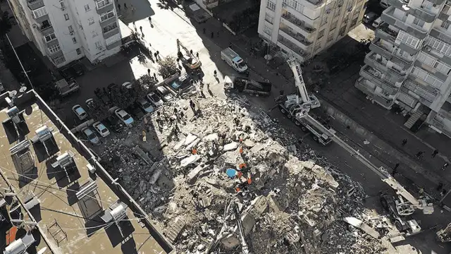 Depremde 96 kişiye mezar olan Hasan Alpargün Apartmanı Davası'nda "olası kast" kararına sahip çıkma çağrısı