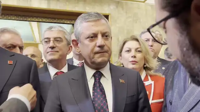 CHP lideri Özgür Özel: Parti iktidara yürüyor, millet arkamızda