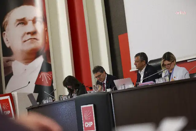 CHP PM, yeni yol haritası için Özgür Özel başkanlığında toplandı