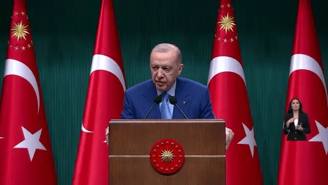 Erdoğan: Bazı dijital paylaşım uygulamalarının çocuklarımızın zihnini iğfal ettiği bir dönemi yaşıyoruz