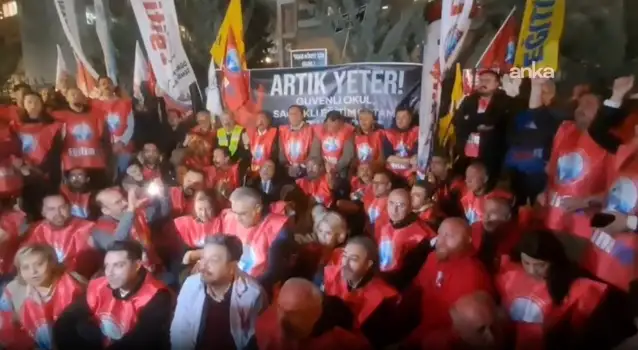 MEB önündeki "yaşam nöbeti" devam ediyor