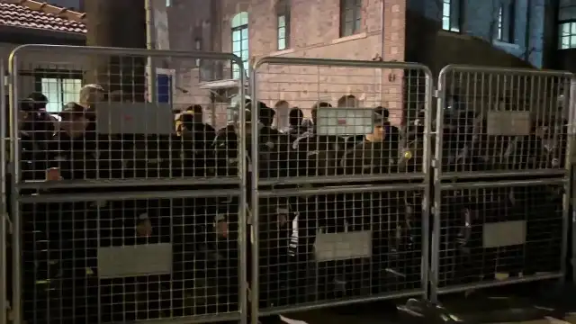Meslek Fabrikası'na giriş çıkışlar polis tarafından kapatıldı