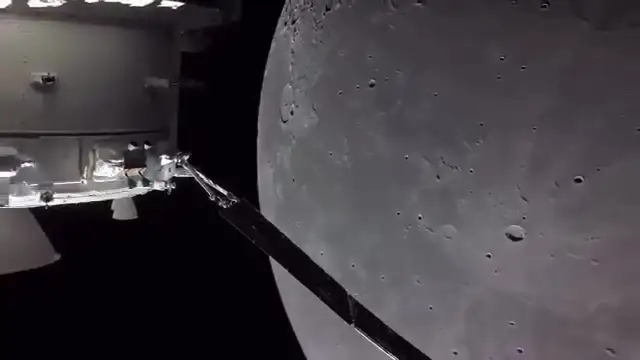 NASA'nın Artemis II mürettebatı, Ay'ın Dünya'ya en uzak mesafesine ulaştı