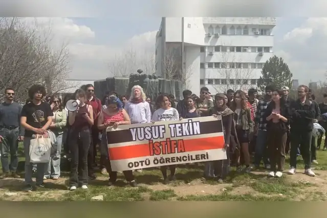 ODTÜ öğrencilerinden okul saldırılarına karşı protesto: Yusuf Tekin istifa