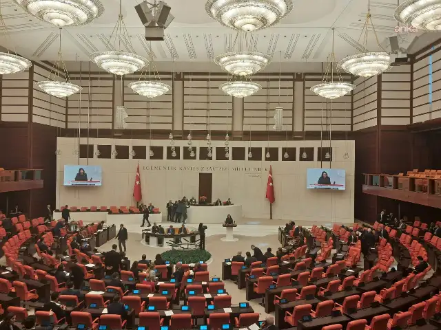 TBMM Genel Kurulu'nda yoklama krizi: Burada babanızın çocuğu yok, geleceksiniz