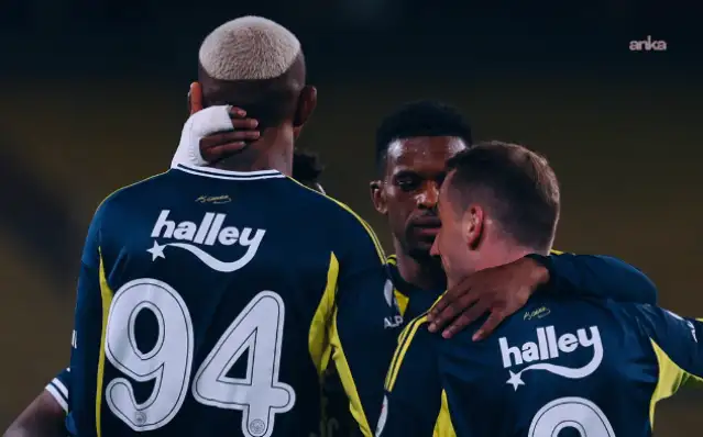 Fenerbahçe sahasında Rams Başakşehir’i 3-1 mağlup etti