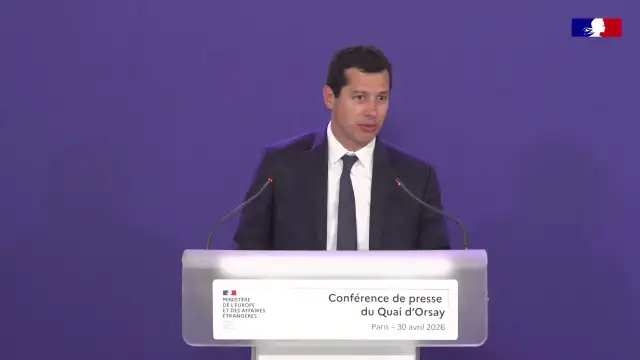 Fransa Dışişleri Bakanlığı: Macron'un Atina'daki sözleri herhangi bir ülkeyi hedef almıyor