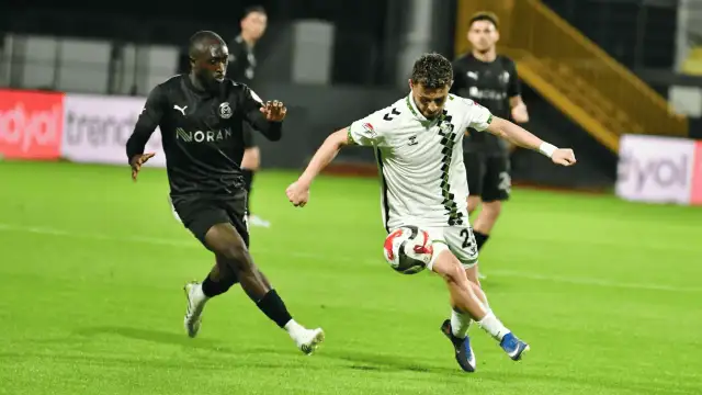 Manisa FK, Adana Demirspor ve Hatay’a yapamadığını Sakaryaspor’a yaptı: 5-0