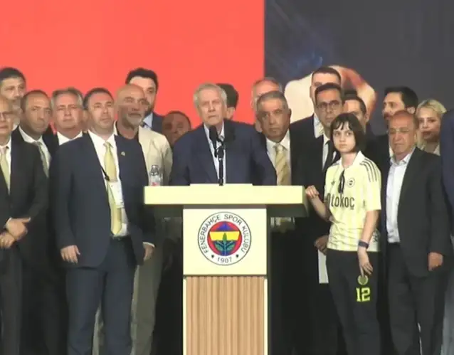Aziz Yıldırım başkanlık yarışını kazandı: Fenerbahçe'nin birlik ve beraberliğe ihtiyacı var