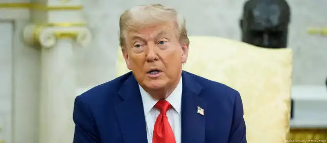 Trump, soru soran kadın gazeteciyi azarladı