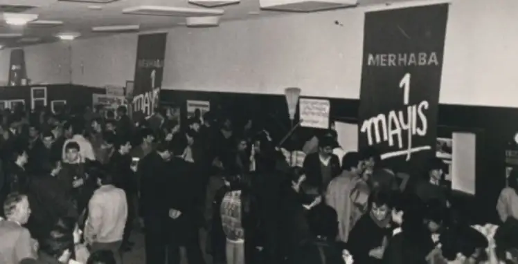 1988 yılında sendikaların oluşturduğu tertip komitesi, İstanbul Valiliği'ne başvurarak 1 Mayıs’ı yasal olarak kutlamak istedi. Ancak Valilik 1 Mayıs’ın yasal olarak kutlanmasına izin vermedi. Yasağa rağmen 1 Mayıs günü Taksim’e çıkmak isteyen sendikacılar polisin saldırısıyla karşılaştı. 81 İşçi, temsilci ve sendikacı gözaltına alındı ve bunlardan bir kısmı tutuklandı.