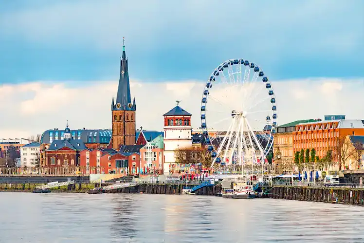 Düsseldorf – Almanya