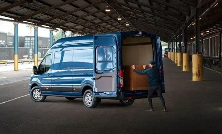 EN ÇOK SATAN TİCARİLER 
En çok satan hafif ticari modeller... 

1 - FORD TOURNEO COURİER- 32.472 adet

2 - FİAT FİORİNO COMBİ - 31.825 adet

3 - FORD TRANSIT KAMYONET - 11.870 adet

4 - PEUGEOT RİFTER - 9.972 adet

5- FORD TRANSIT VAN- 8.180 adet