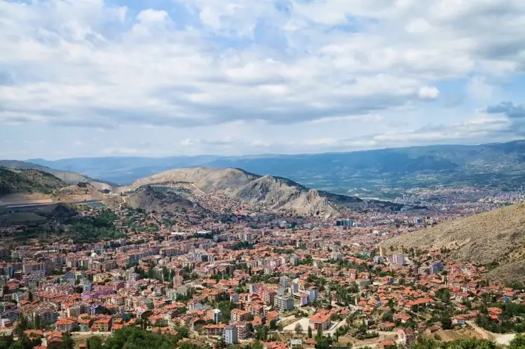 5 - TOKAT
478 bin 587 kişi